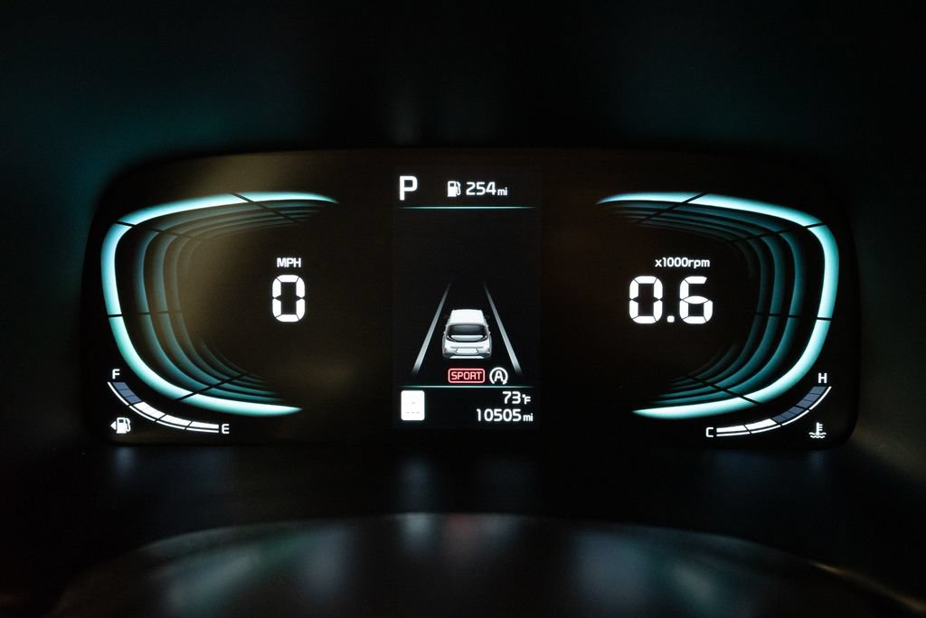 Certified 2025 Kia Soul LX w/ LX Technology Package FWD image 13