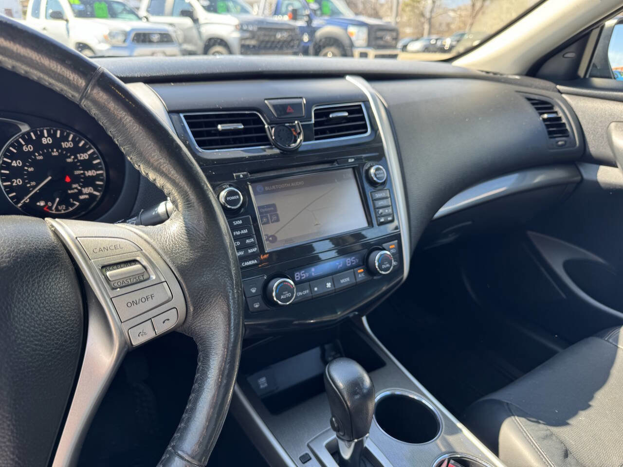 Used 2015 Nissan Altima 2.5 SL w/ Technology Package image 22