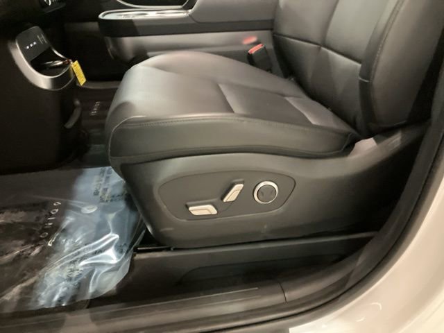 Used 2026 Hyundai Ioniq 9 SEL image 10