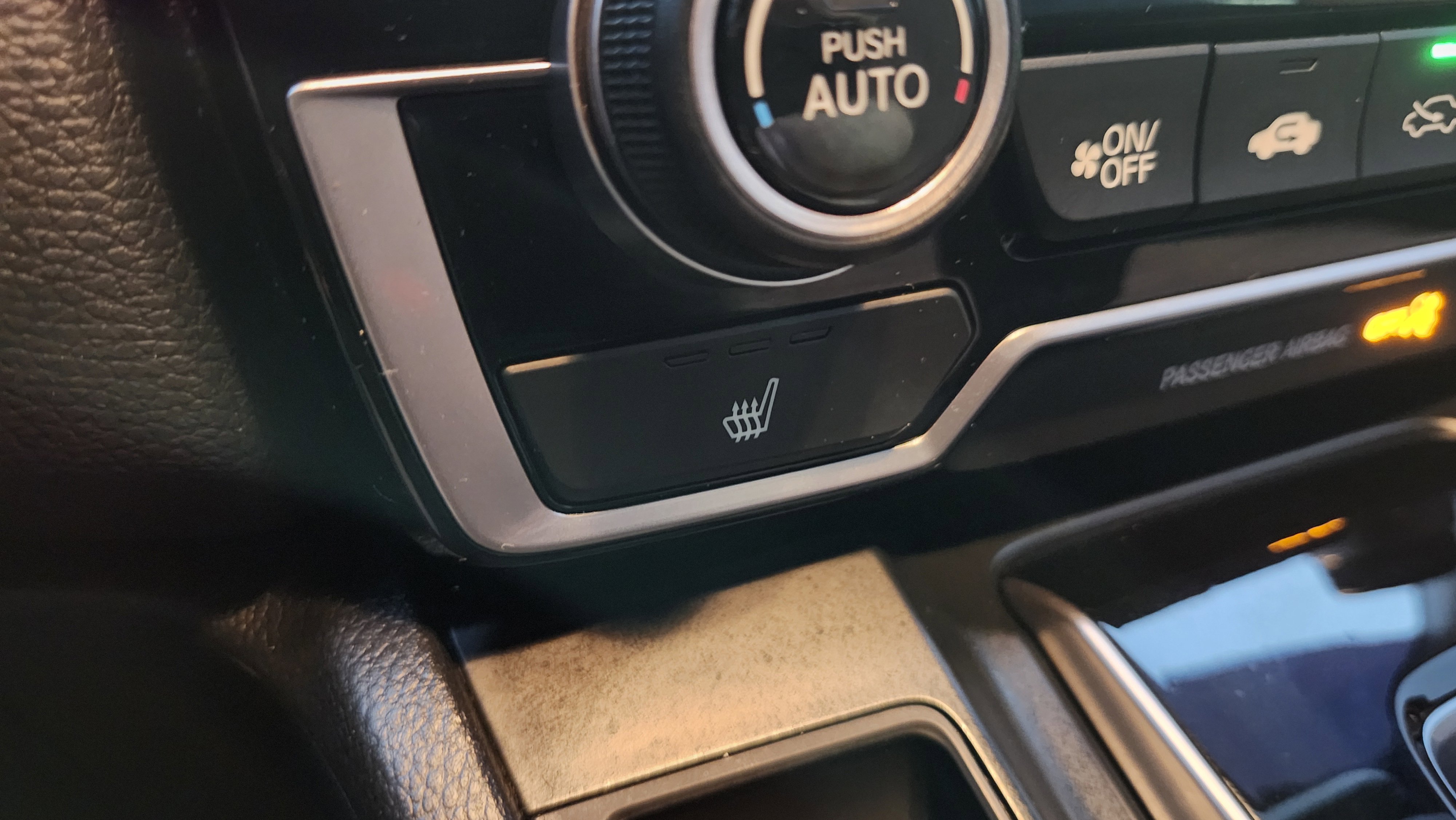 Used 2022 Honda CR-V EX-L image 10