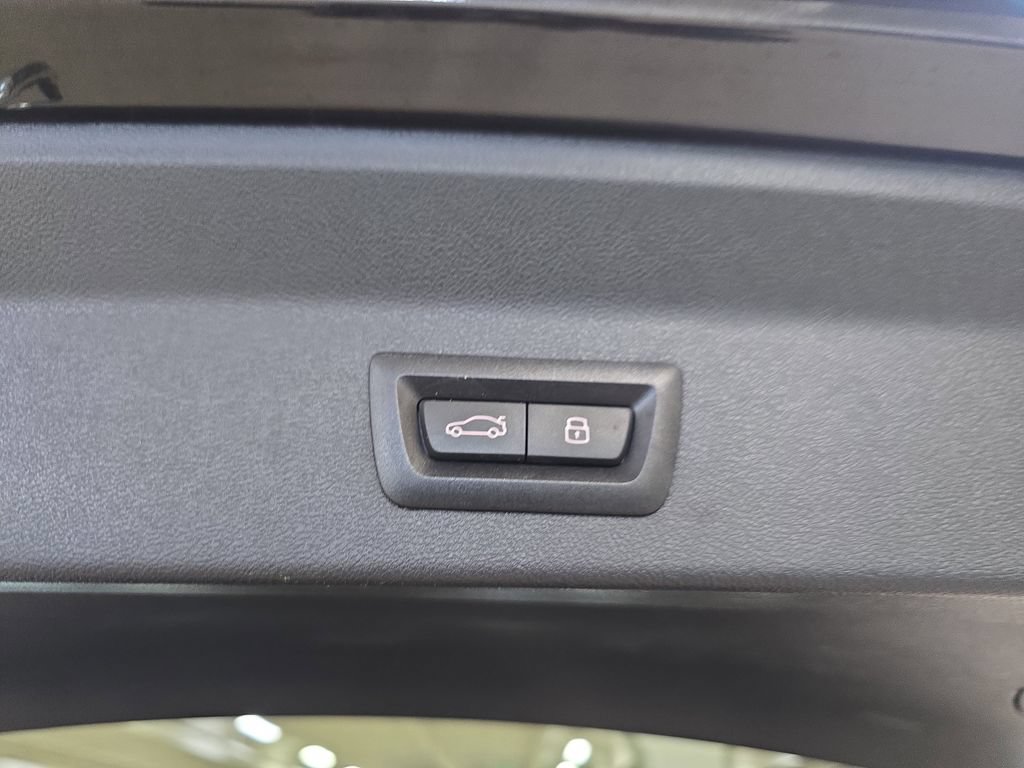 Certified 2024 BMW X3 sDrive30i w/ Convenience Package RWD image 28