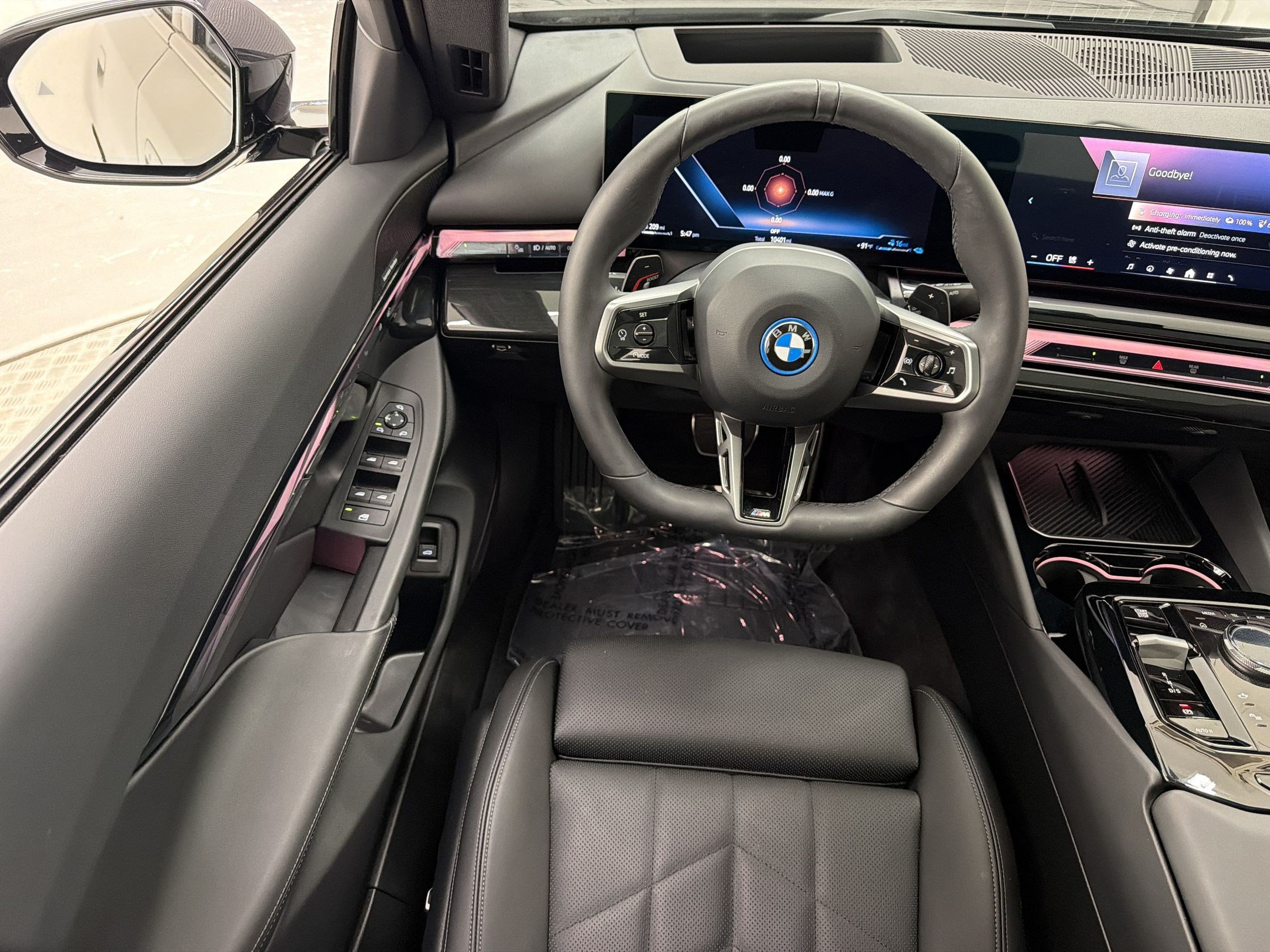Used 2025 BMW 550e xDrive w/ Premium Package AWD/4WD image 30