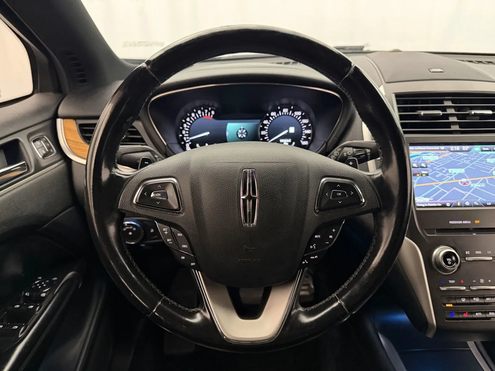 Used 2015 Lincoln MKC AWD w/ Equipment Group 102A Reserve image 8
