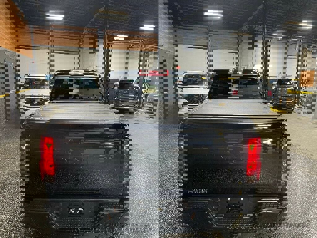 Used 2023 Chevrolet Colorado Trail Boss w/ Technology Package image 5