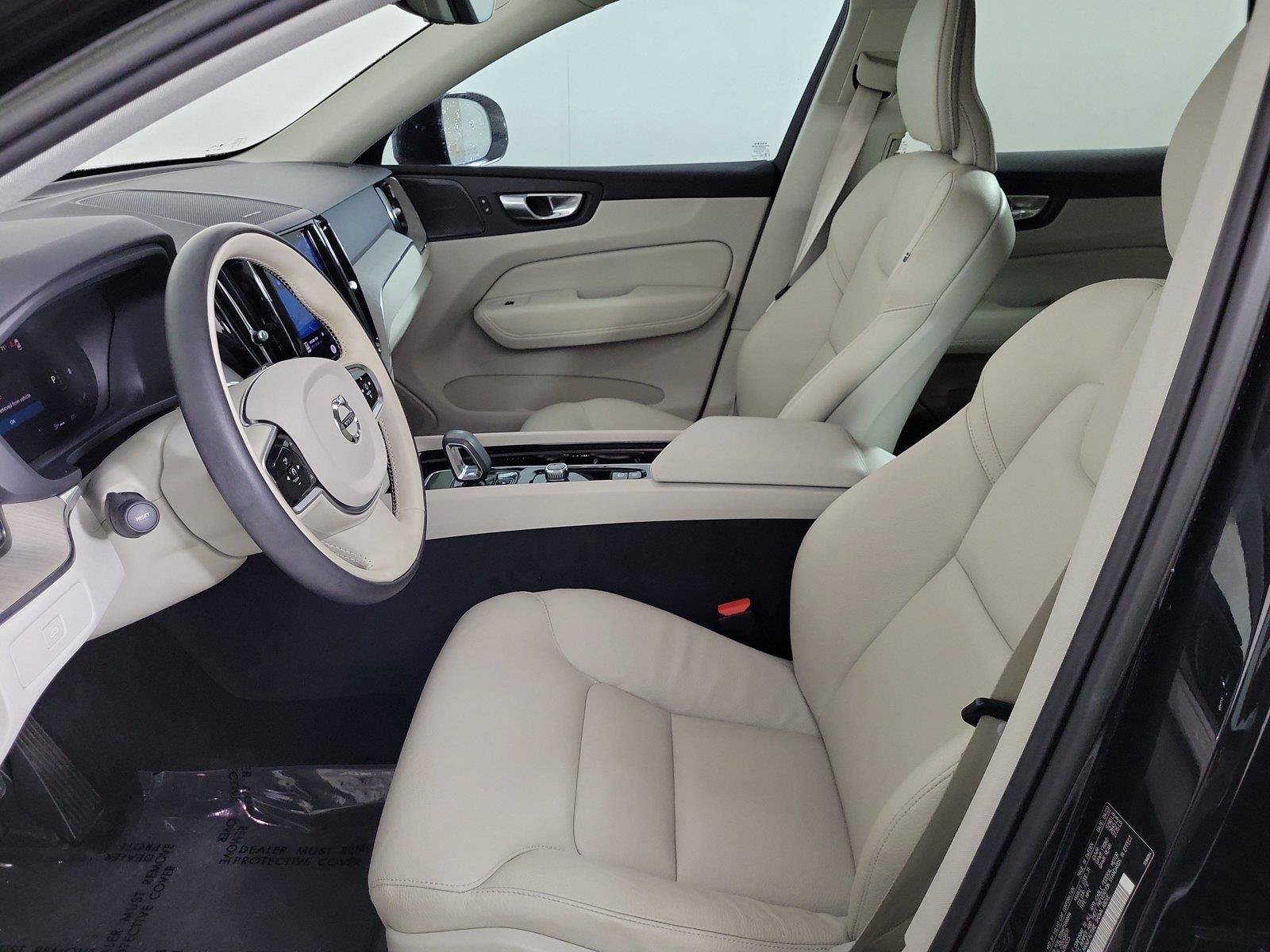Certified 2023 Volvo XC60 B5 Plus w/ Protection Package Premier FWD image 21