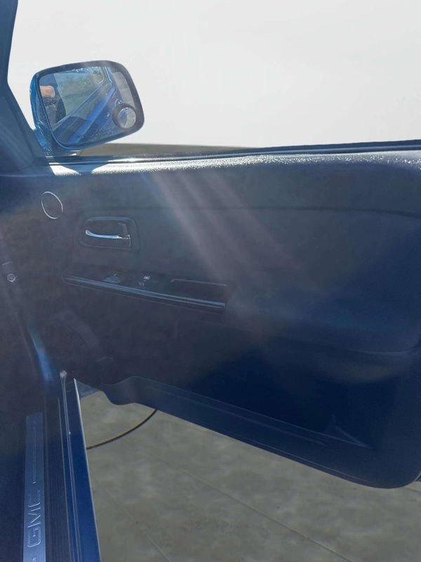 Used 2009 GMC Canyon SLE image 15