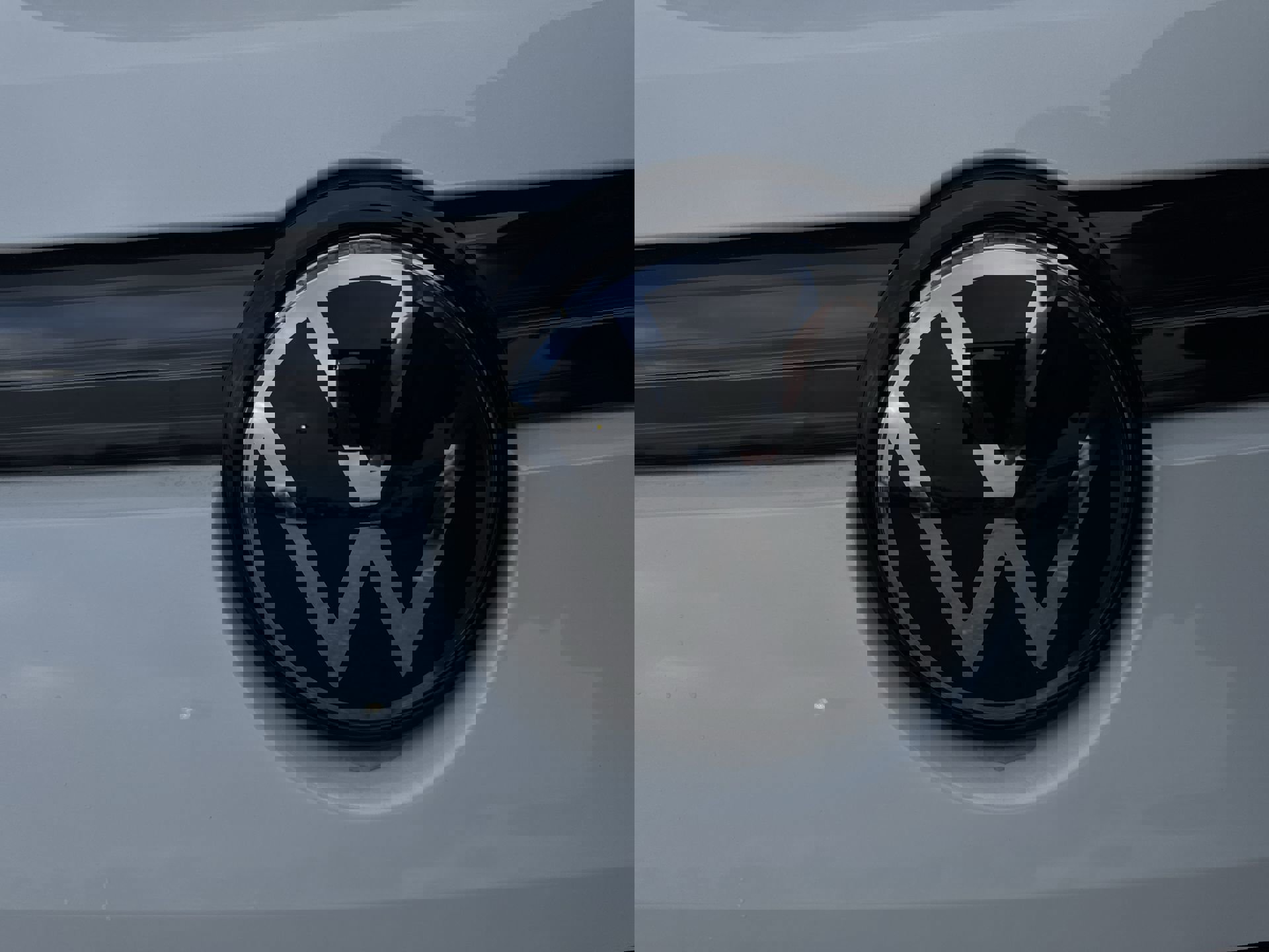 New 2026 Volkswagen Tiguan SE R-Line image 32