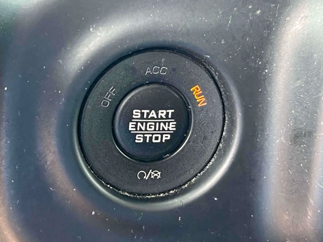 Used 2018 Jeep Wrangler Sport AWD/4WD image 31