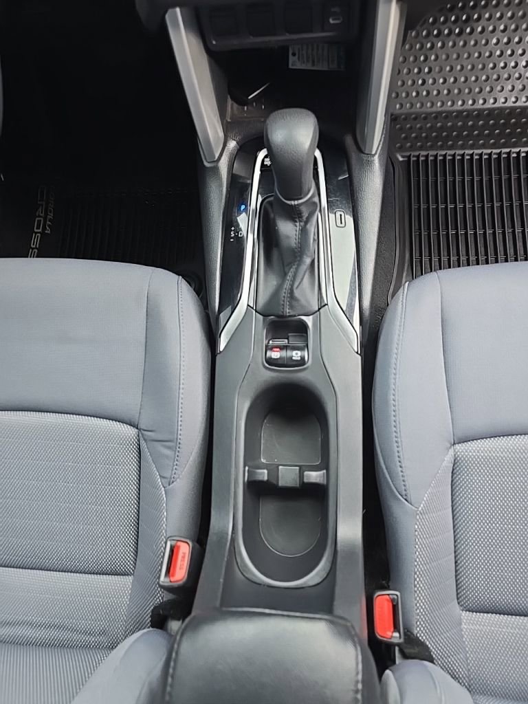 Used 2023 Toyota Corolla Cross S image 9