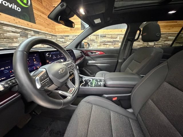 Used 2024 Chevrolet Traverse Z71 AWD/4WD image 13