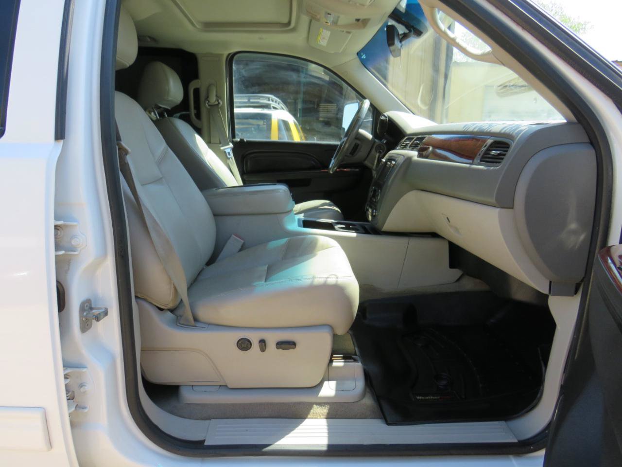 Used 2013 GMC Sierra 2500 SLT w/ SLT Convenience Package AWD/4WD image 19