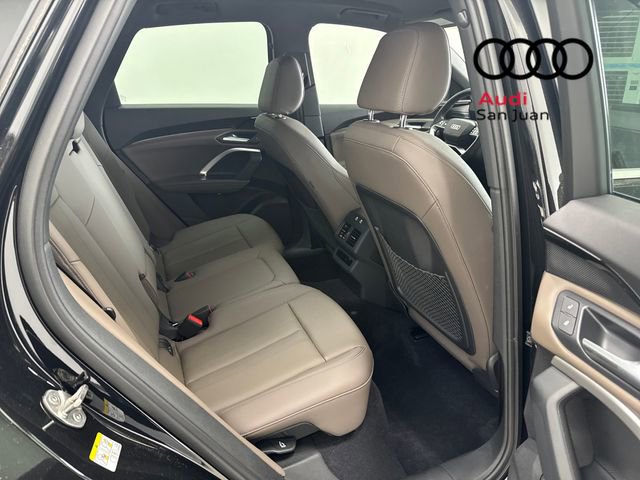 Used 2025 Audi Q5 Premium image 35