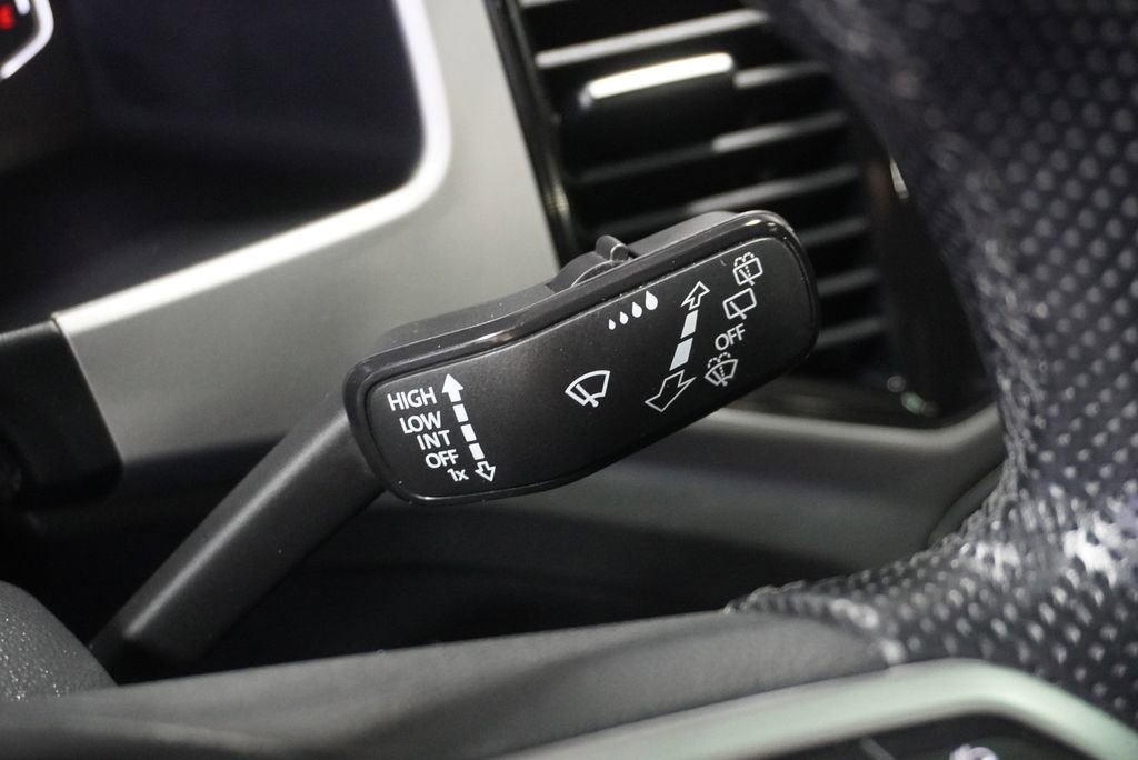 Used 2021 Volkswagen Atlas SEL Premium image 28