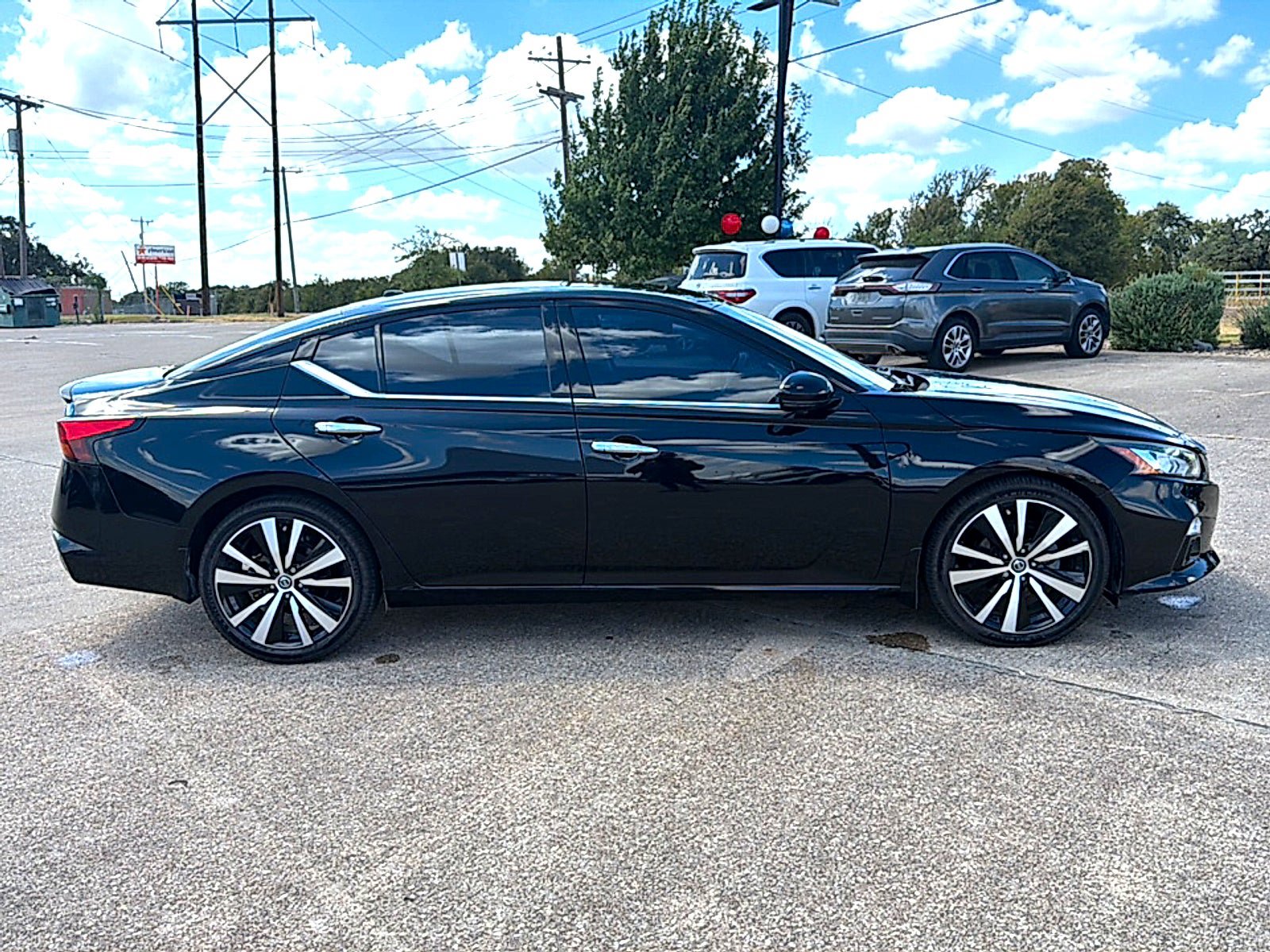 Used 2019 Nissan Altima 2.5 Platinum FWD image 4
