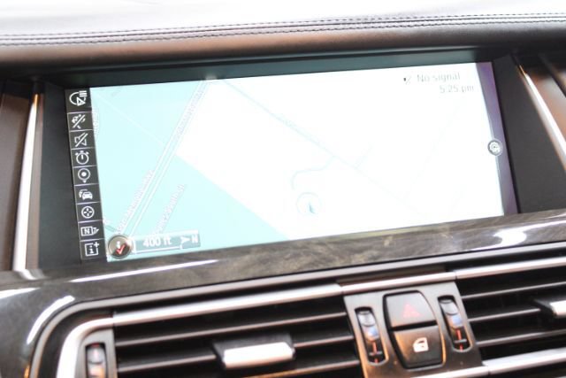 Used 2015 BMW 750Li xDrive AWD/4WD image 20