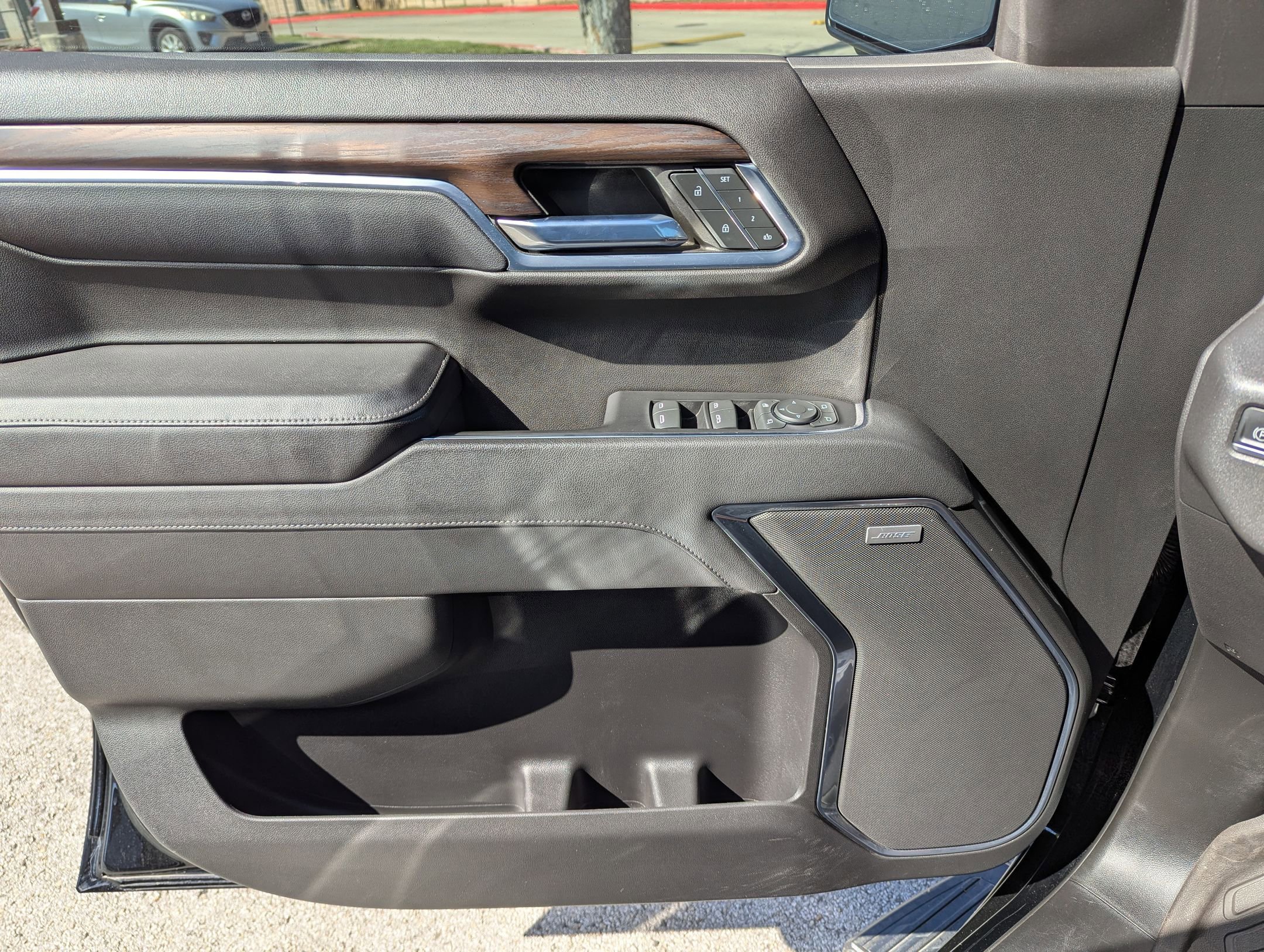 Used 2023 GMC Sierra 1500 SLT image 10