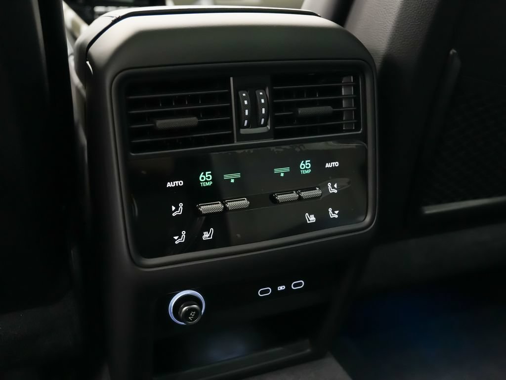 New 2026 Porsche Cayenne GTS AWD/4WD image 16