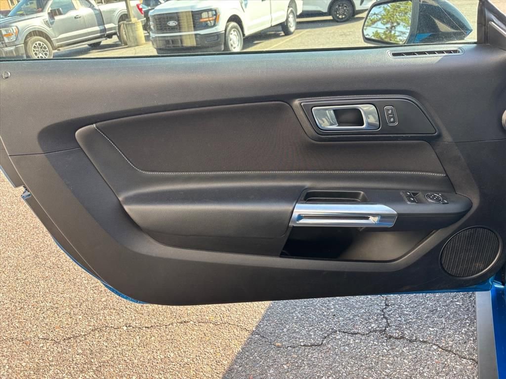 Used 2021 Ford Mustang EcoBoost w/ Black Accent Package image 9