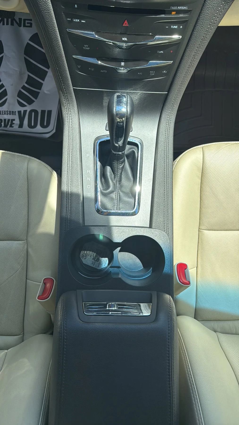 Used 2018 Lincoln MKT AWD w/ Technology Package image 25