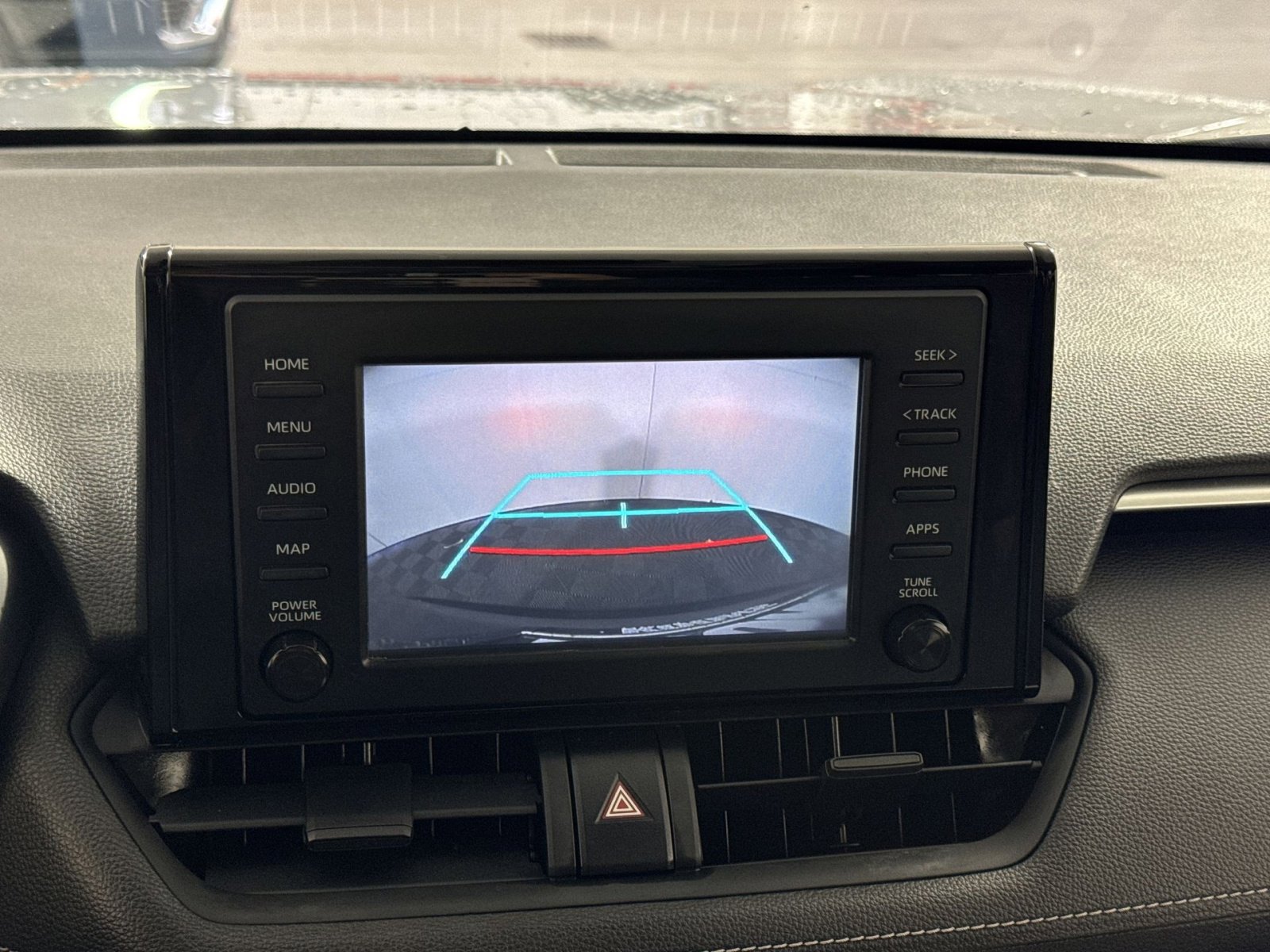 Used 2019 Toyota RAV4 XLE image 19