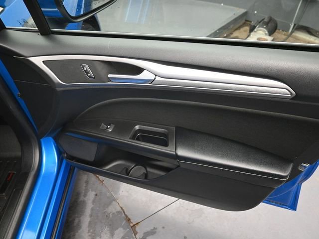 Used 2019 Ford Fusion SE image 29