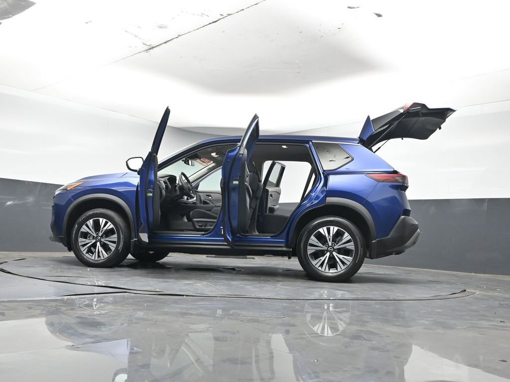 Used 2022 Nissan Rogue SV image 44