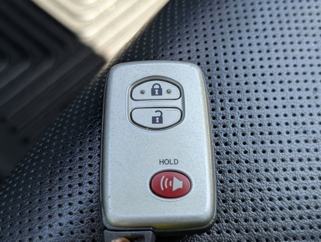 Used 2017 Toyota 4Runner Limited image 31