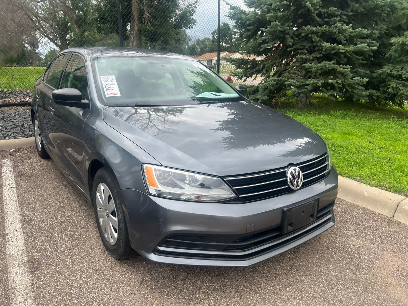 Used 2015 Volkswagen Jetta S FWD image 2