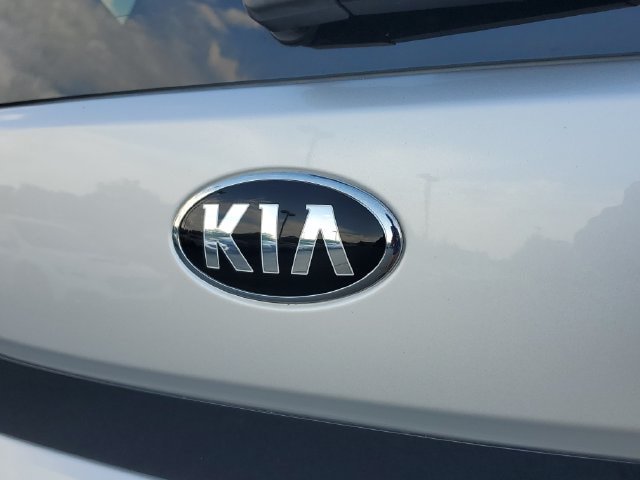 Used 2021 Kia Soul LX FWD image 8