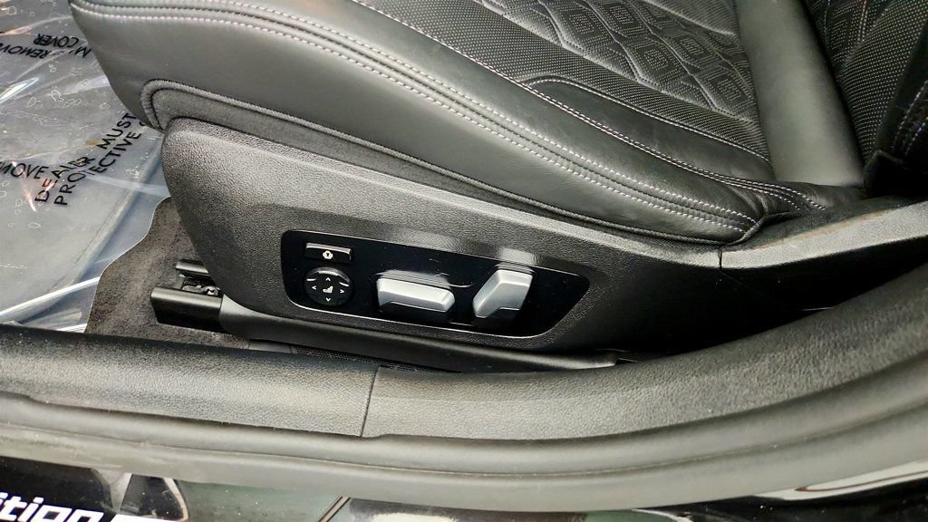 Used 2022 BMW M8 Gran Coupe xDrive Competition w/ M Carbon Exterior Package AWD/4WD image 12