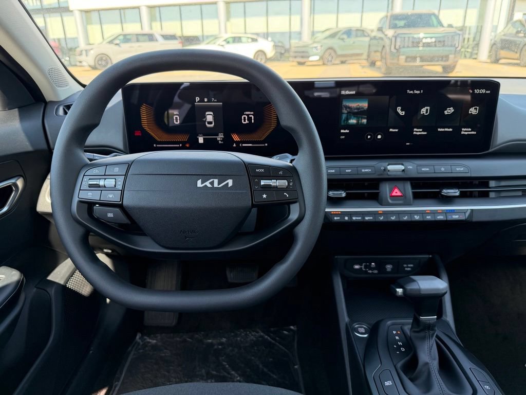 New 2026 Kia K4 FWD image 16