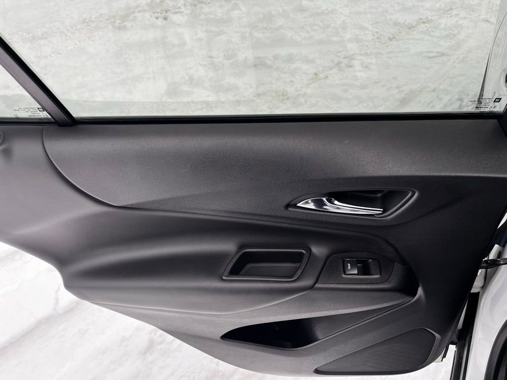 Used 2021 Chevrolet Equinox LT w/ LPO, Floor Liner Package image 29