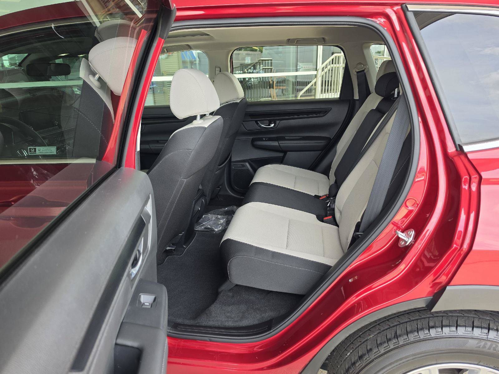 Used 2024 Honda CR-V EX image 17