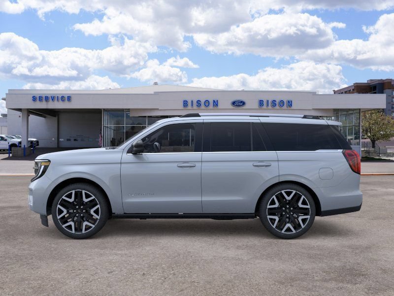 New 2026 Ford Expedition Platinum w/ Platinum Ultimate Package AWD/4WD image 3