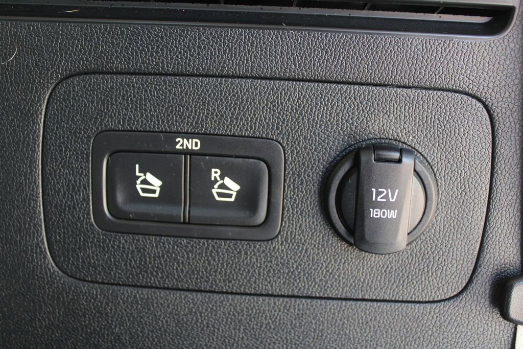 Certified 2025 Kia Sorento SX AWD/4WD image 11