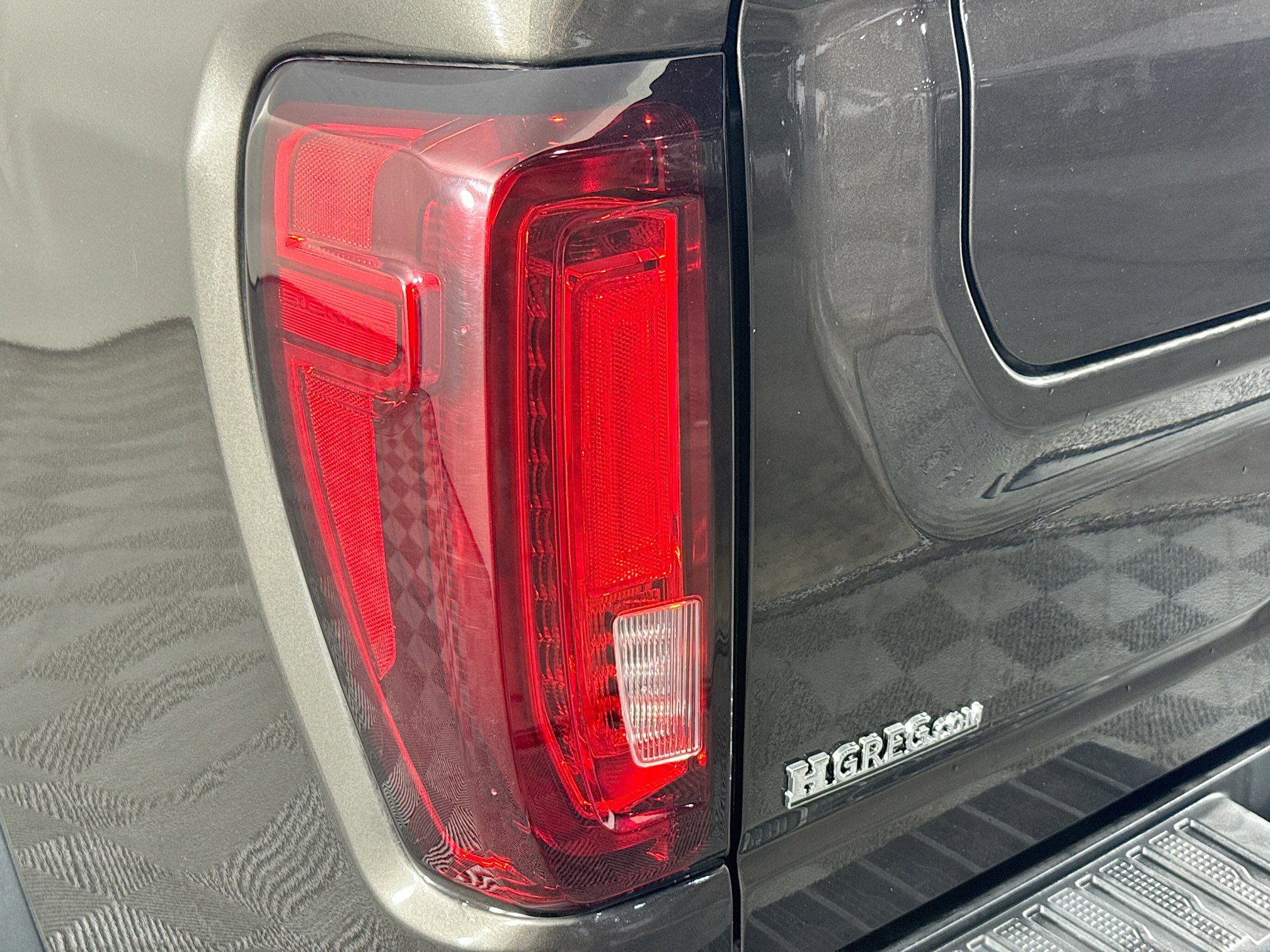 Used 2021 GMC Sierra 2500 AT4 w/ AT4 Preferred Package image 34