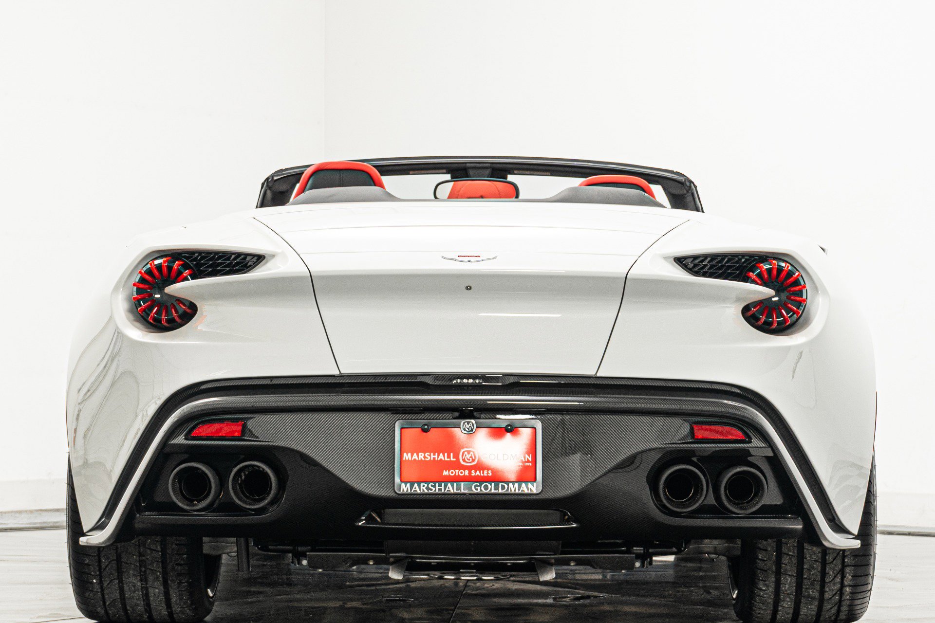 Used 2018 Aston Martin Vanquish Zagato image 8