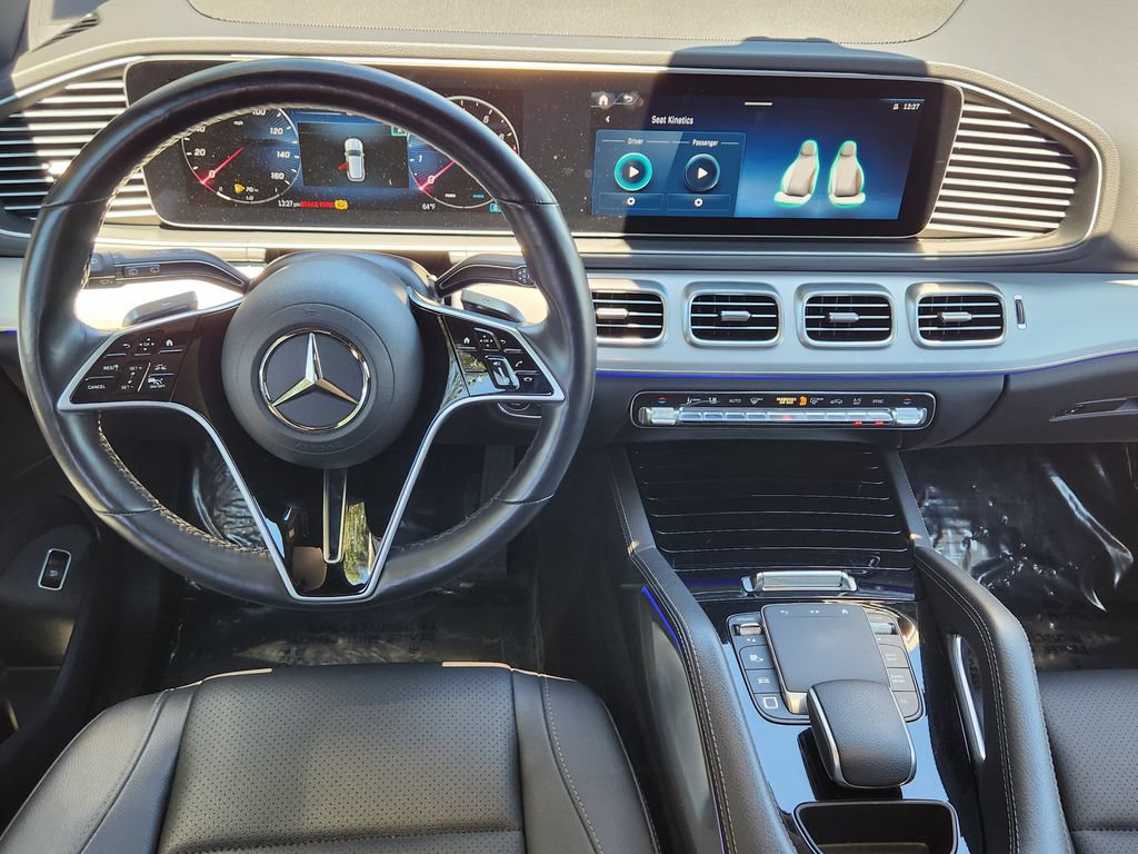 Used 2025 Mercedes-Benz GLE 350 4MATIC image 3
