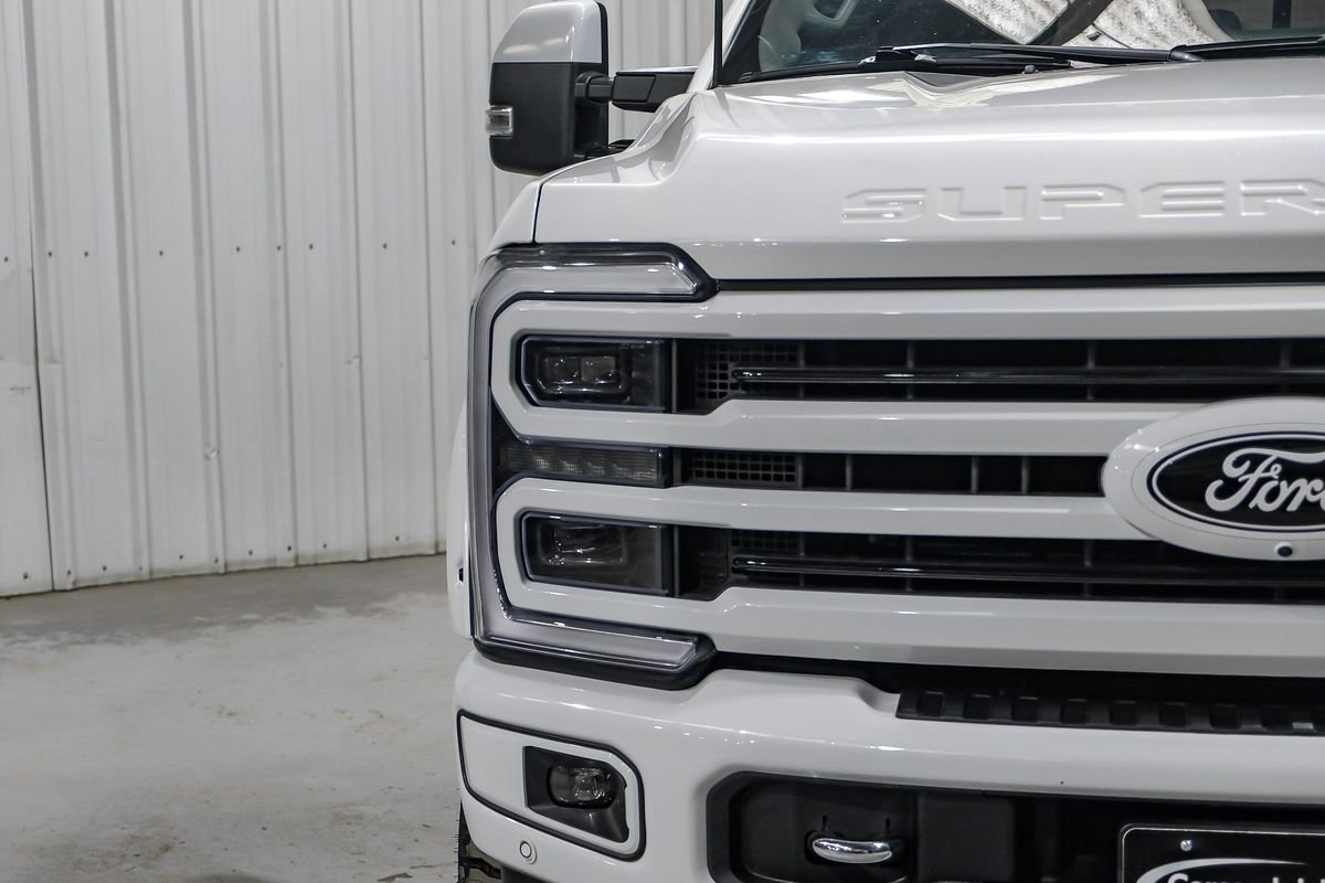 Used 2024 Ford F350 Limited w/ FX4 Off-Road Package AWD/4WD image 51
