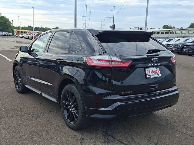 Certified 2024 Ford Edge ST-Line AWD/4WD image 4