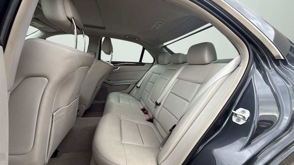 Used 2014 Mercedes-Benz E 350 Sedan image 10