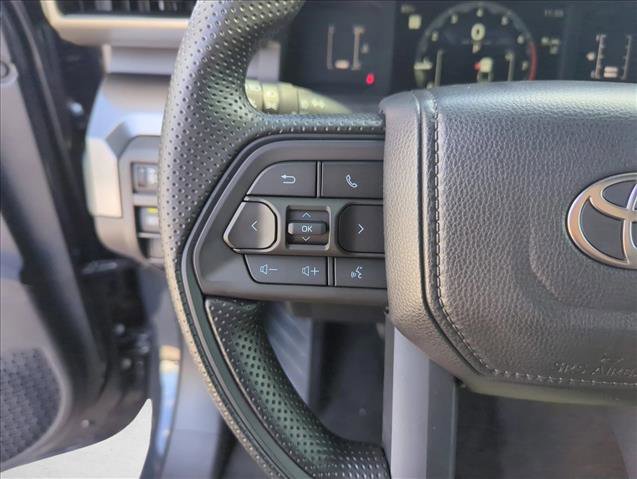 Used 2025 Toyota Tacoma SR5 image 16