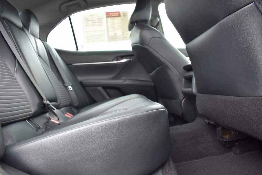 Used 2019 Toyota Camry SE image 10