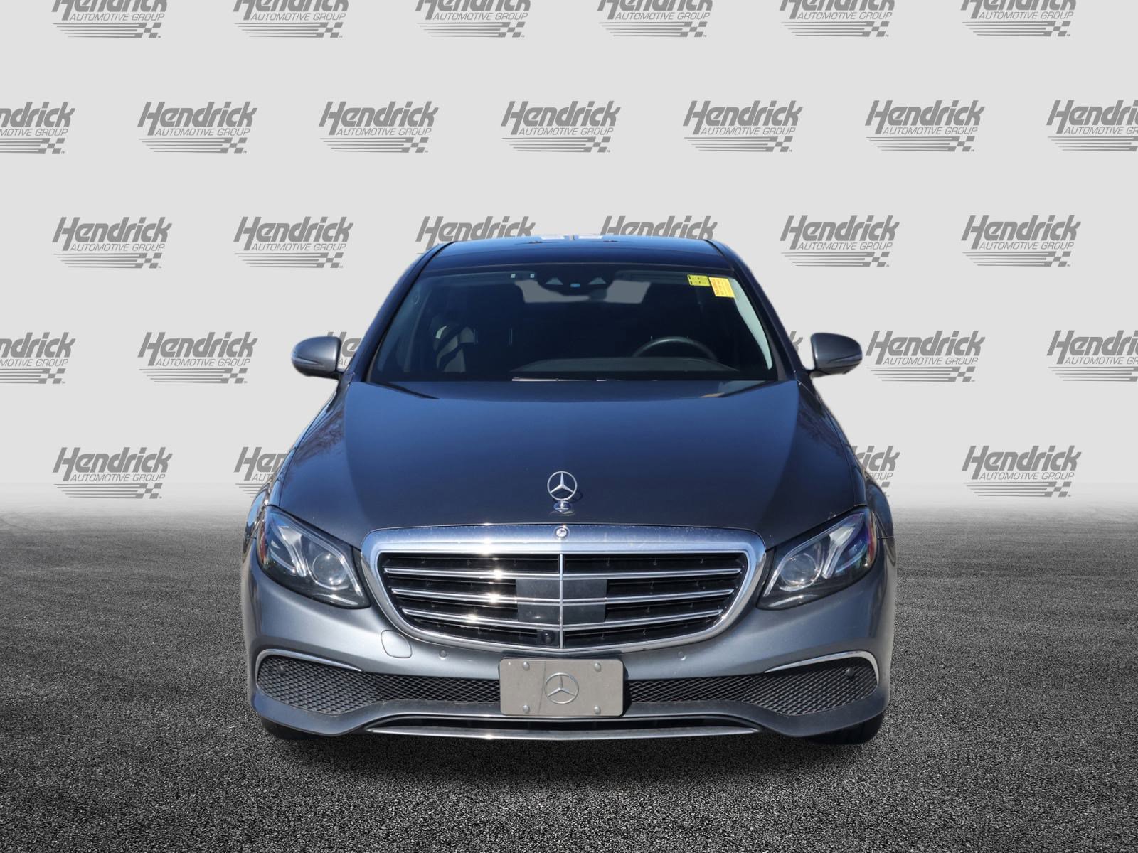 Used 2017 Mercedes-Benz E 300 4MATIC image 3