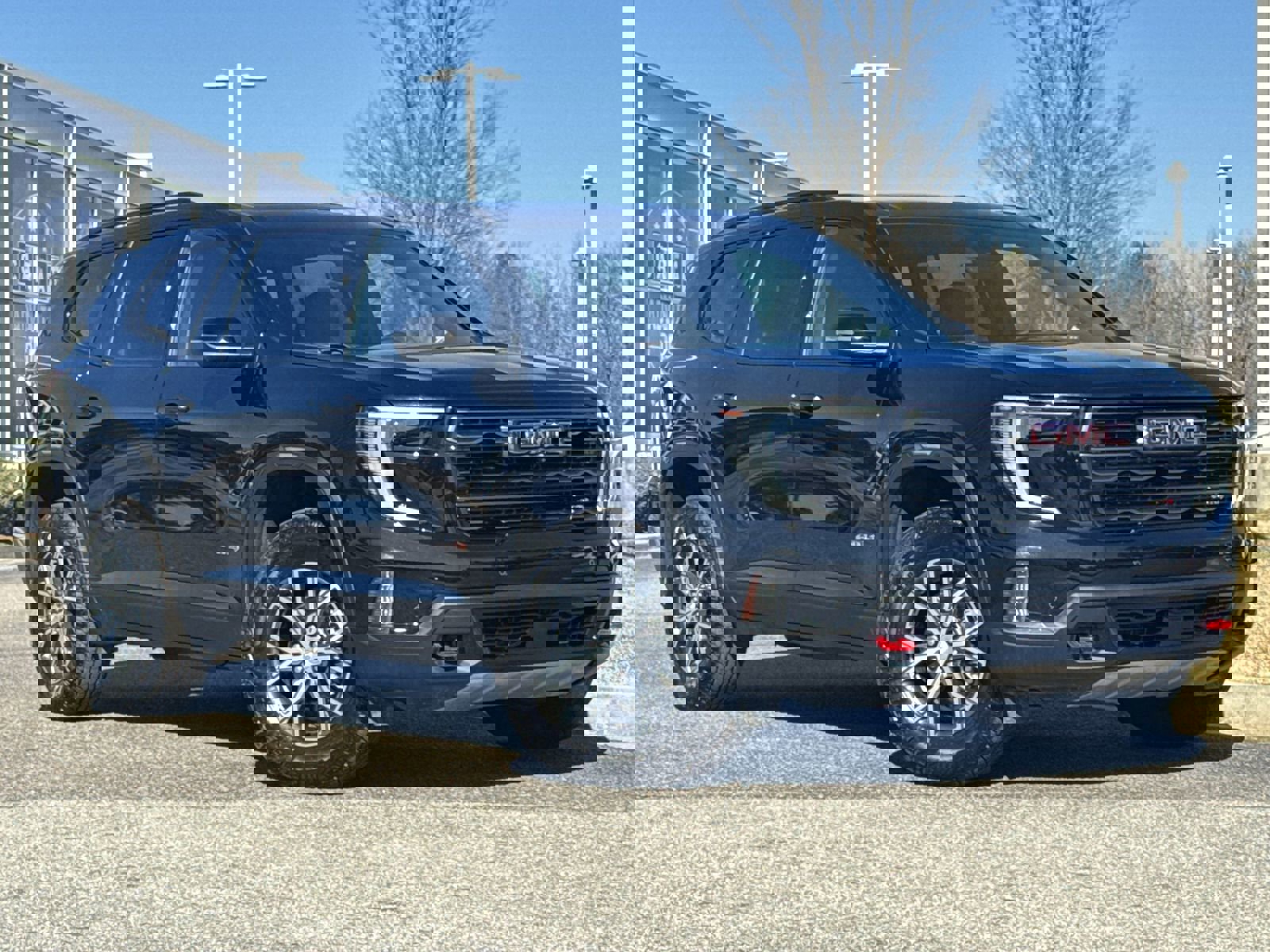 Used 2026 GMC Acadia AT4 w/ Super Cruise Package image 2