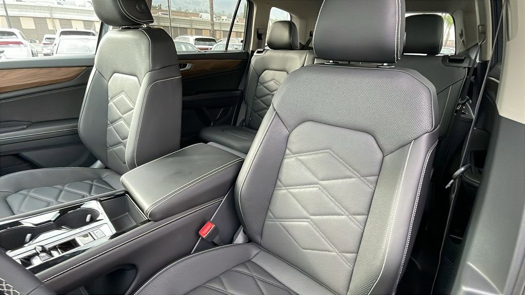 New 2026 Volkswagen Atlas SE FWD image 15