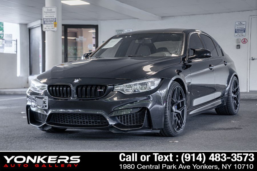 Used 2017 BMW M3 RWD image 2