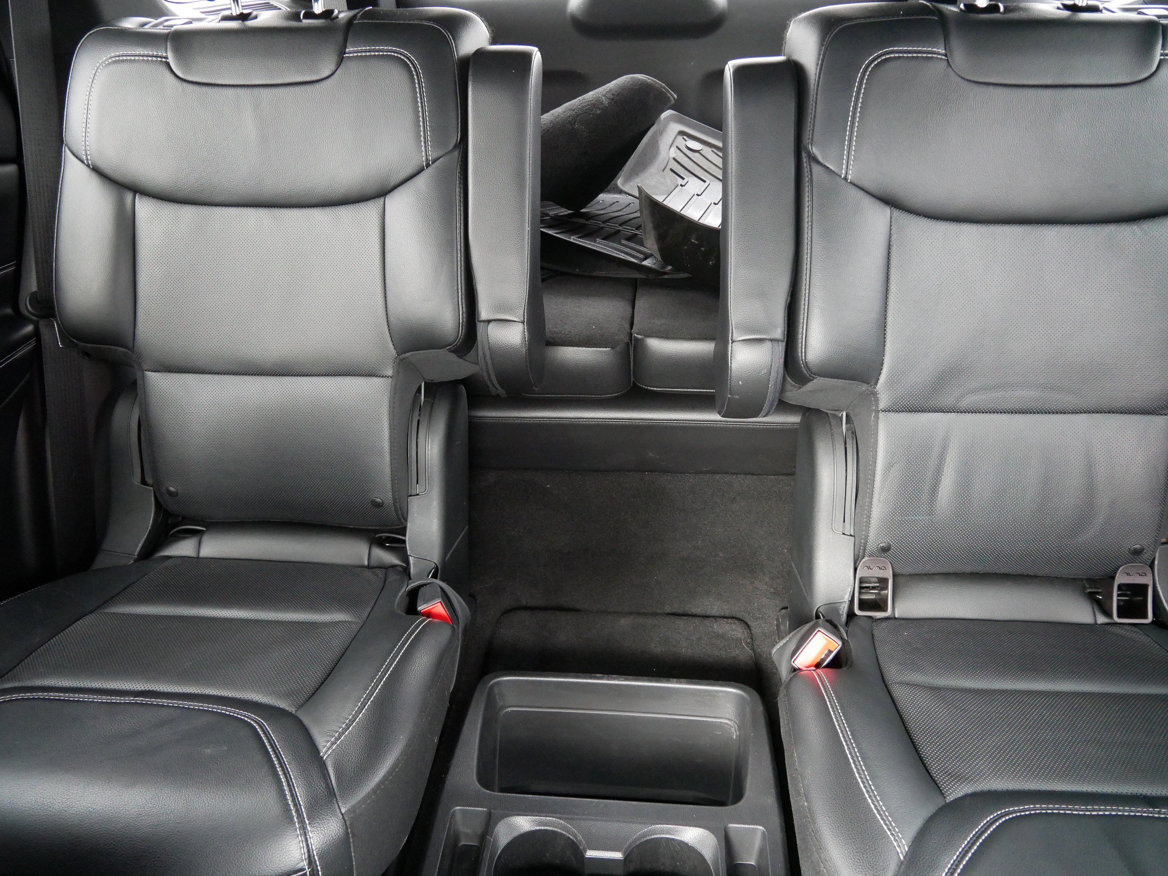 Used 2020 Ford Explorer ST AWD/4WD image 13