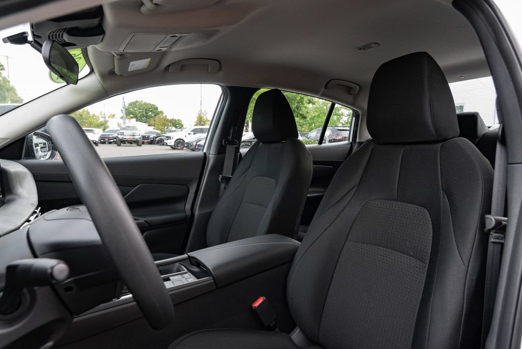 New 2027 Nissan Sentra S w/ Floor Mat Package FWD image 21