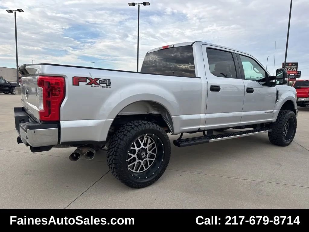 Used 2017 Ford F250 XLT w/ XLT Value Package image 23
